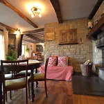 Charming In Tatil Evi