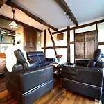 Tatil Evi Charming In