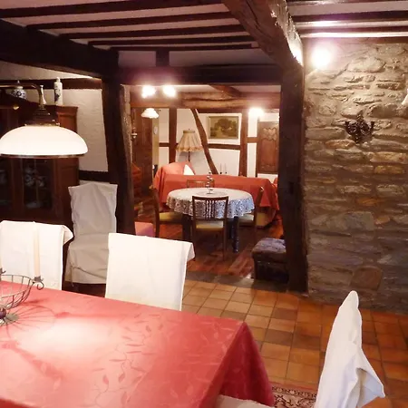 Cozy In With Large Garden Holiday home